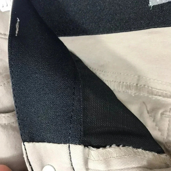 Wit & Wisdom  Ab-Solution Stretch Twill Shorts - Picture 8 of 13